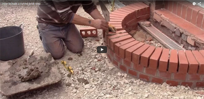 How To Make A Curved Brick Wall